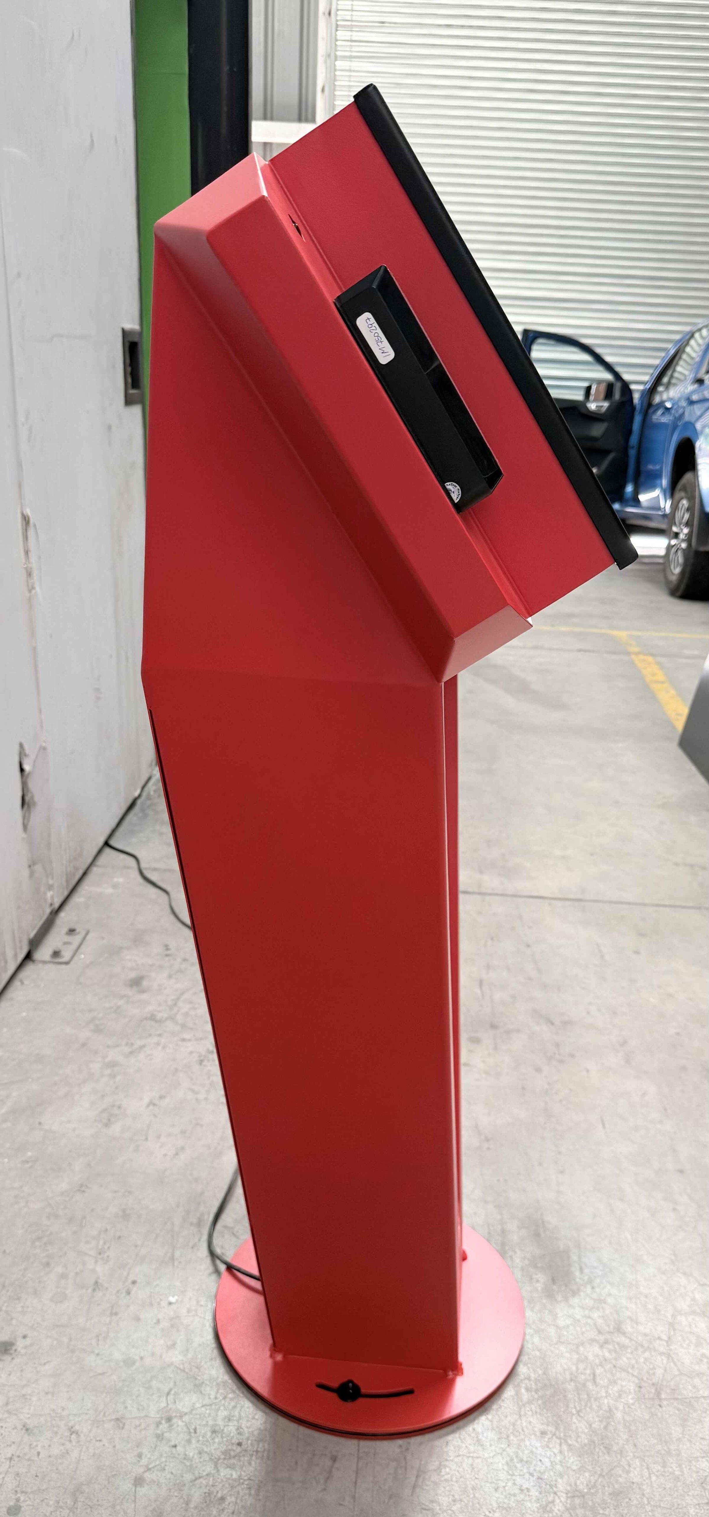 El prototipo del tótem de perfil.